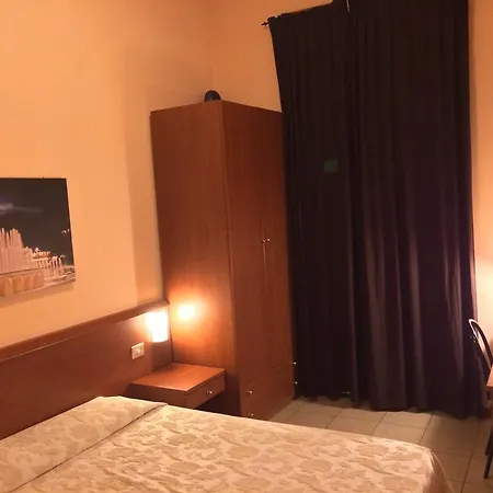 Paradiso 2* Milánó