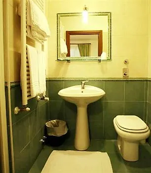 Paradiso Szálloda Milánó